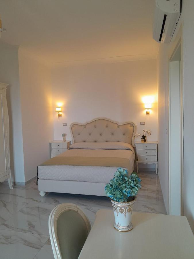 La Vigna Del Vento Bed & Breakfast Casola di Napoli Exterior photo